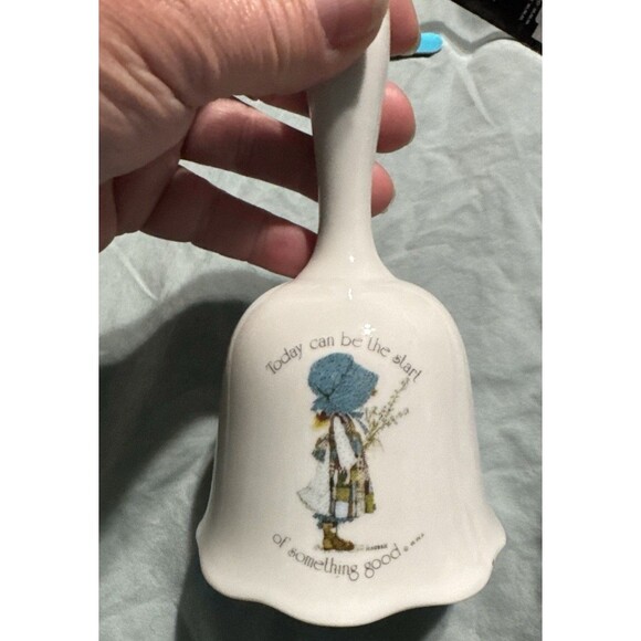 Hollie Hobbie Rare Bell Vintage 70’s, “Today Can Be The Start Of Something Good" - Picture 8 of 8